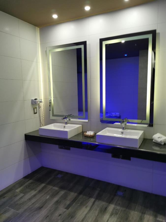 Hotel Plaza Arteaga مونتيري المظهر الخارجي الصورة